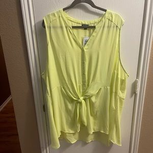 TORRID GEORGETTE PEPLUM BUTTON UP TIE WASIT BLOUSE SIZE 4 NWT